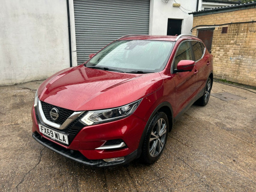 Nissan Qashqai  1.3 DIG-T N-Connecta DCT Auto Euro 6 (s/s) 5dr 