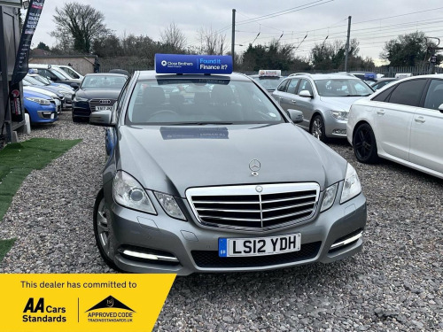 Mercedes-Benz E-Class E220 2.1 E220 CDI BlueEfficiency Executive SE G-Tronic+ Euro 5 (s/s) 4dr