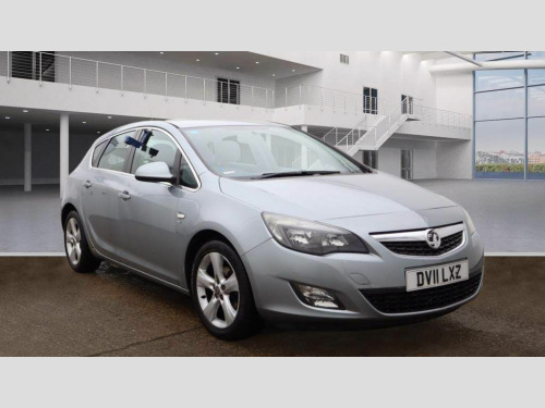 Vauxhall Astra  1.6 16v SRi Auto Euro 5 5dr