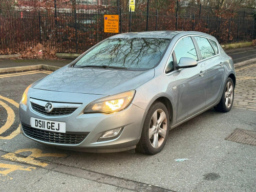 Vauxhall Astra  1.6 16v SRi Auto Euro 5 5dr