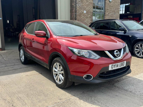 Nissan Qashqai  1.2 DIG-T Acenta Premium 2WD Euro 5 (s/s) 5dr