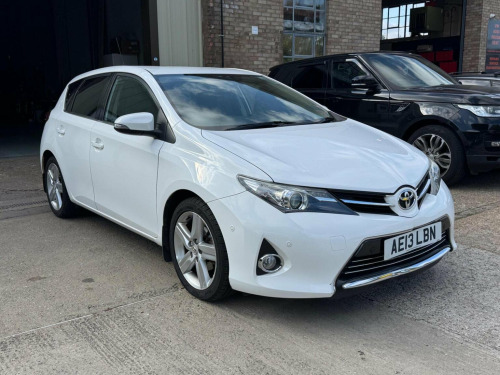 Toyota Auris  1.6 V-Matic Excel Euro 5 5dr