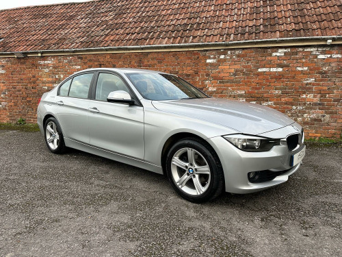 BMW 3 Series  2.0 320i SE Saloon