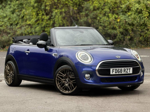 MINI Convertible  1.5 Cooper Steptronic Euro 6 (s/s) 2dr