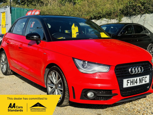 Audi A1  1.6 TDI S line Style Edition