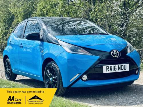 Toyota AYGO 1.0 VVT-i x-cite
