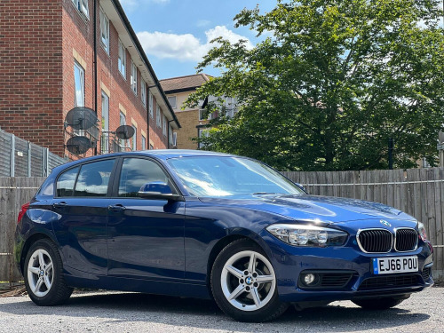 BMW 1 Series  1.5 118i SE Auto Euro 6 (s/s) 5dr