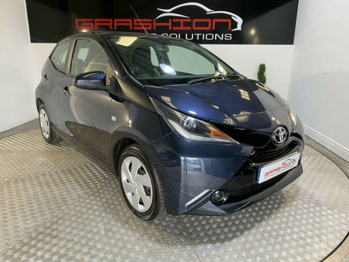 Toyota AYGO  1.0 VVT-i x-play Hatchback 5dr Petrol Manual Euro 6 (68 ps)