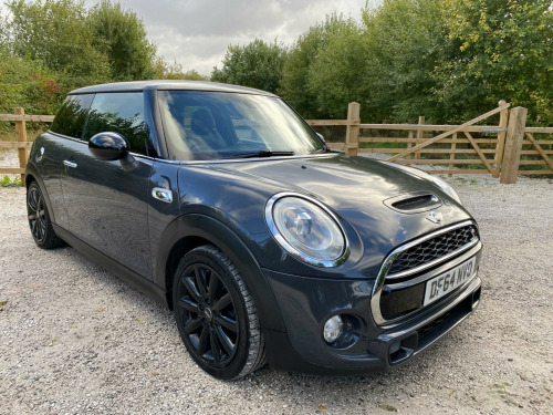 MINI Hatch  2.0 Cooper SD Auto 6Spd Euro 6 (s/s) 3dr