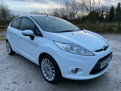 Ford Fiesta  1.4 Titanium 5dr