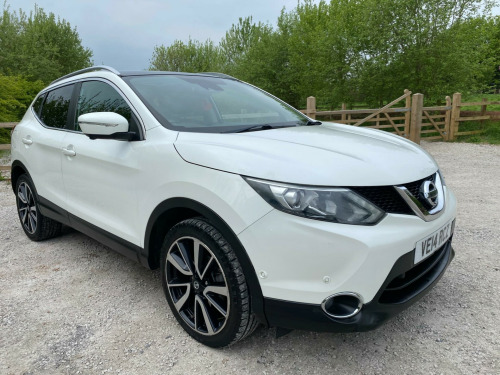 Nissan Qashqai  1.6 dCi Tekna XTRON 2WD Euro 5 (s/s) 5dr