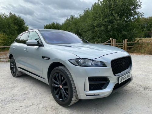 Jaguar F-PACE  2.0 D180 R-Sport Auto AWD Euro 6 (s/s) 5dr