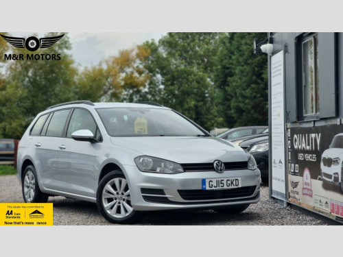 Volkswagen Golf  1.6 TDI BlueMotion Tech SE Estate 5dr Diesel DSG Euro 5 (s/s) (105 ps)