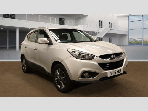 Hyundai ix35  2.0 CRDi SE SUV 5dr Diesel Manual 4WD Euro 5 (Nav) (134 bhp)