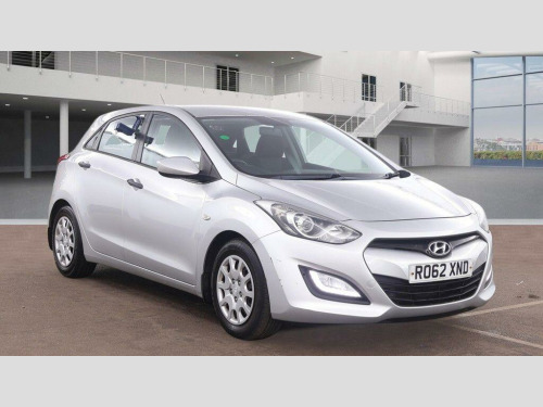 Hyundai i30  1.4 Classic Hatchback 5dr Petrol Manual Euro 5 (100 ps) 