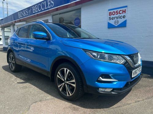 Nissan Qashqai  1.2 DIG-T N-Connecta Euro 6 (s/s) 5dr