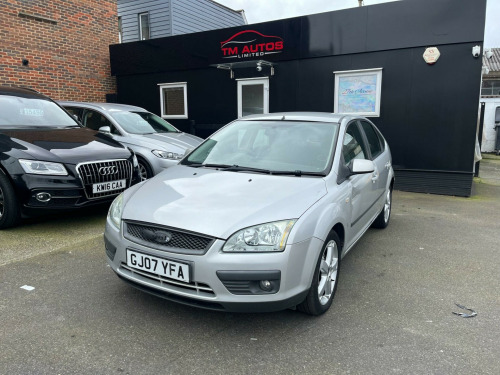 Ford Focus  1.8 Sport S 5dr