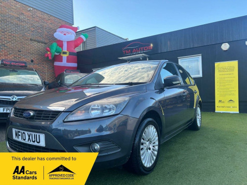 Ford Focus  1.6 Titanium 5dr