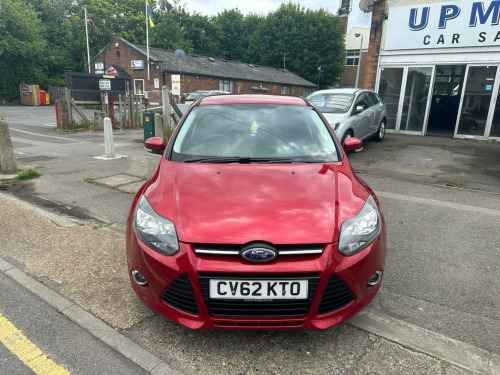 Ford Focus  1.0T EcoBoost Zetec Euro 5 (s/s) 5dr