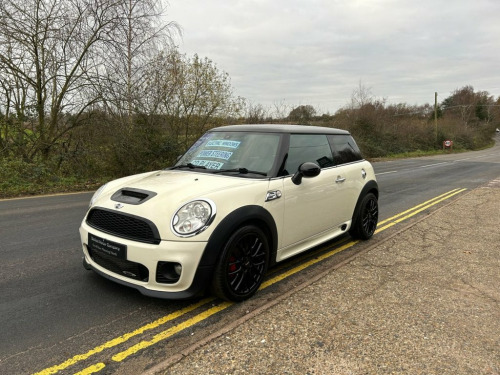 MINI Hatch  1.6 JOHN COOPER WORKS 3d 208 BHP IDEAL TRACK CAR 