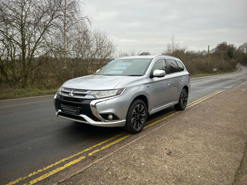 Mitsubishi Outlander  2.0h 12kWh 3h SUV 5dr Petrol Plug-in Hybrid CVT 4W