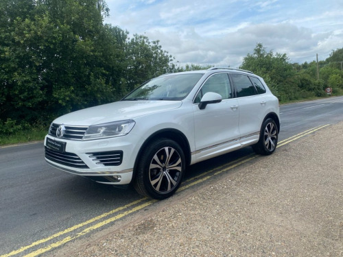 Volkswagen Touareg  3.0 TDI V6 BlueMotion Tech R-Line SUV 5dr Diesel T