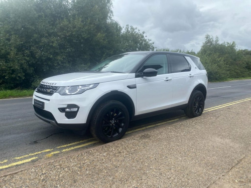 Land Rover Discovery Sport  2.0 TD4 SE Tech SUV 5dr Diesel Manual 4WD Euro 6 (
