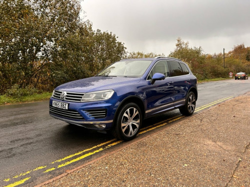 Volkswagen Touareg  3.0 TDI V6 BlueMotion Tech R-Line SUV 5dr Diesel T 