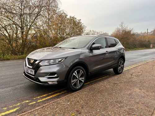 Nissan Qashqai  1.6 dCi N-Connecta SUV 5dr Diesel XTRON Euro 6 (s/ 