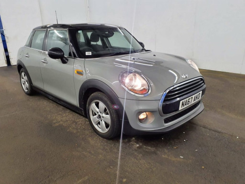 MINI Hatch  Cooper, 1.5 Petrol, Hatchback, Manual, Euro 6.