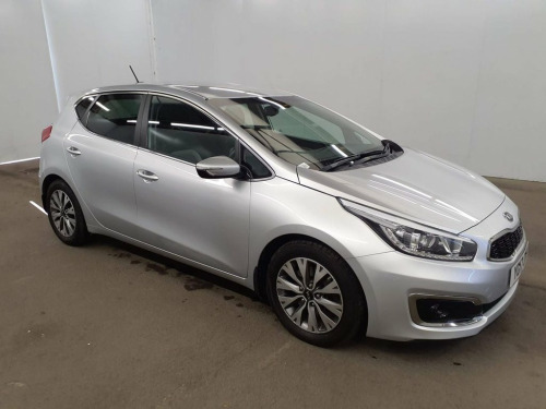 Kia ceed  Kia Ceed 3, 1.6 Turbo Diesel (CRDI), 5 Door, Manua