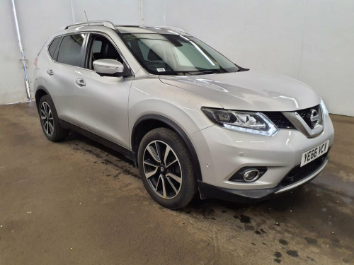 Nissan X-Trail  1.6 Petrol (DIG-T), Tekna, SUV, 5 Door, Manual, Eu