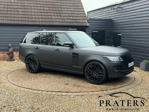 Land Rover Range Rover  3.0 D300 MHEV Vogue SE SUV 5dr Diesel Auto 4WD Eur