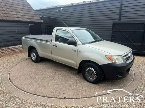 Toyota Hi-Lux  2.5 D-4D HL2 Pickup 2dr Diesel Manual 2WD (102 bhp