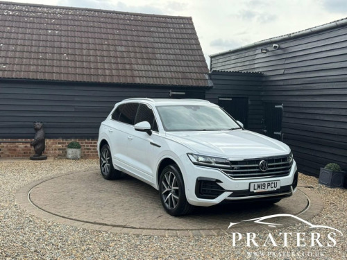 Volkswagen Touareg  3.0 TDI V6 R-Line SUV 5dr Diesel Tiptronic 4Motion