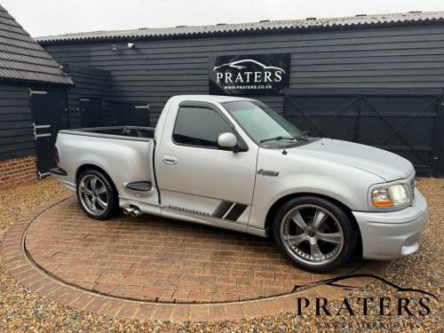 Ford F150  5.4 Supercharged SVT Lightning  