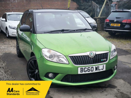 Skoda Fabia  1.4 TSI vRS Hatchback 5dr Petrol DSG Euro 5 (180 ps) Auto_VRS_Low Miles_1.4