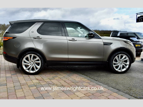 Land Rover Discovery  3.0 TD V6 First Edition Auto 4WD Euro 6 (s/s) 5dr