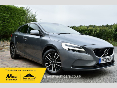 Volvo V40  2.0 D2 Momentum Nav Plus Euro 6 (s/s) 5dr