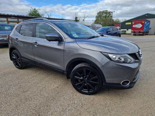 Nissan Qashqai  1.5 dCi Tekna SUV 5dr Diesel Manual 2WD Euro 6 (s/s) (110 ps)