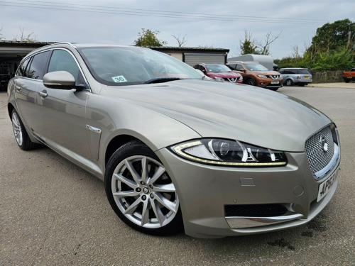 Jaguar XF  3.0d V6 Premium Luxury Sportbrake 5dr Diesel Auto Euro 5 (s/s) (240 ps)