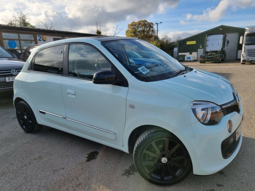 Renault Twingo  0.9 TCe ENERGY Iconic Hatchback 5dr Petrol Manual Euro 6 (s/s) (90 ps)