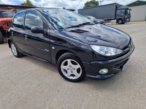 Peugeot 206  1.4 Verve Hatchback 5dr Petrol Manual (152 g/km, 75 bhp)