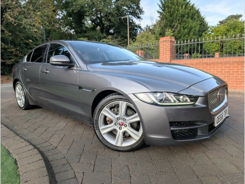 Jaguar XE  2.0d Portfolio Auto Euro 6 (s/s) 4dr