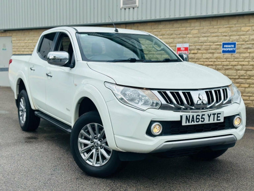 Mitsubishi L200  2.4 DI-D DC Titan 4WD Euro 5 4dr 