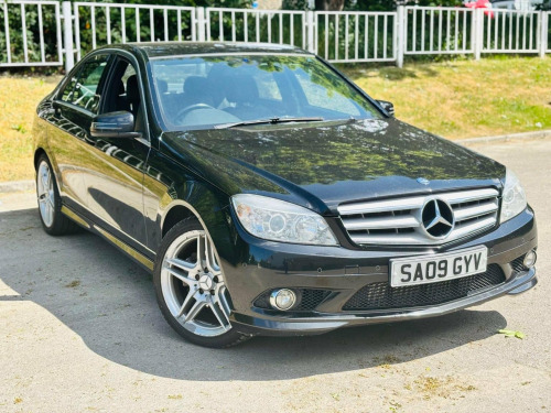 Mercedes-Benz C-Class C220 2.1 C220 CDI Sport Auto Euro 4 4dr
