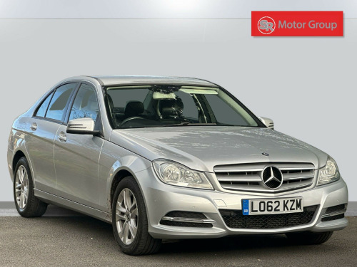 Mercedes-Benz C-Class C220 2.1 C220 CDI BlueEfficiency Executive SE Euro 5 (s/s) 4dr