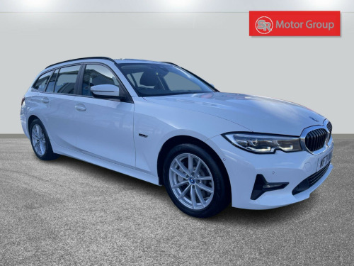 BMW 3 Series  2.0 330e 12kWh SE Pro Touring Auto Euro 6 (s/s) 5dr