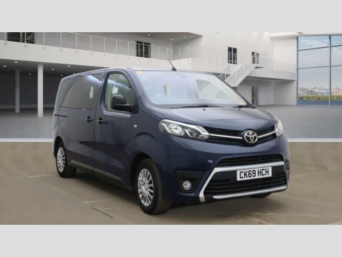 Toyota PROACE Verso  1.5D Shuttle Medium MPV MWB Euro 6 (s/s) 5dr (9 Seat)