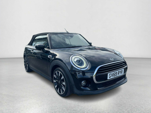 MINI Convertible  1.5 Cooper Classic Euro 6 (s/s) 2dr